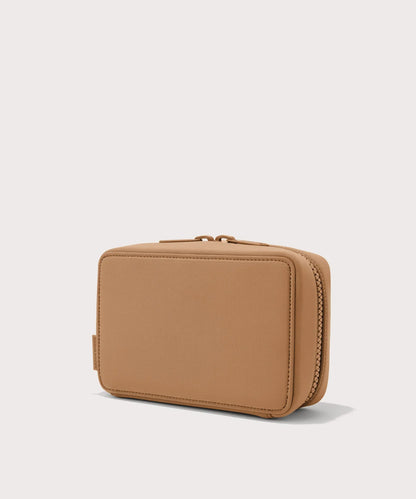 Arlo Tech Organizer in Camel, Large