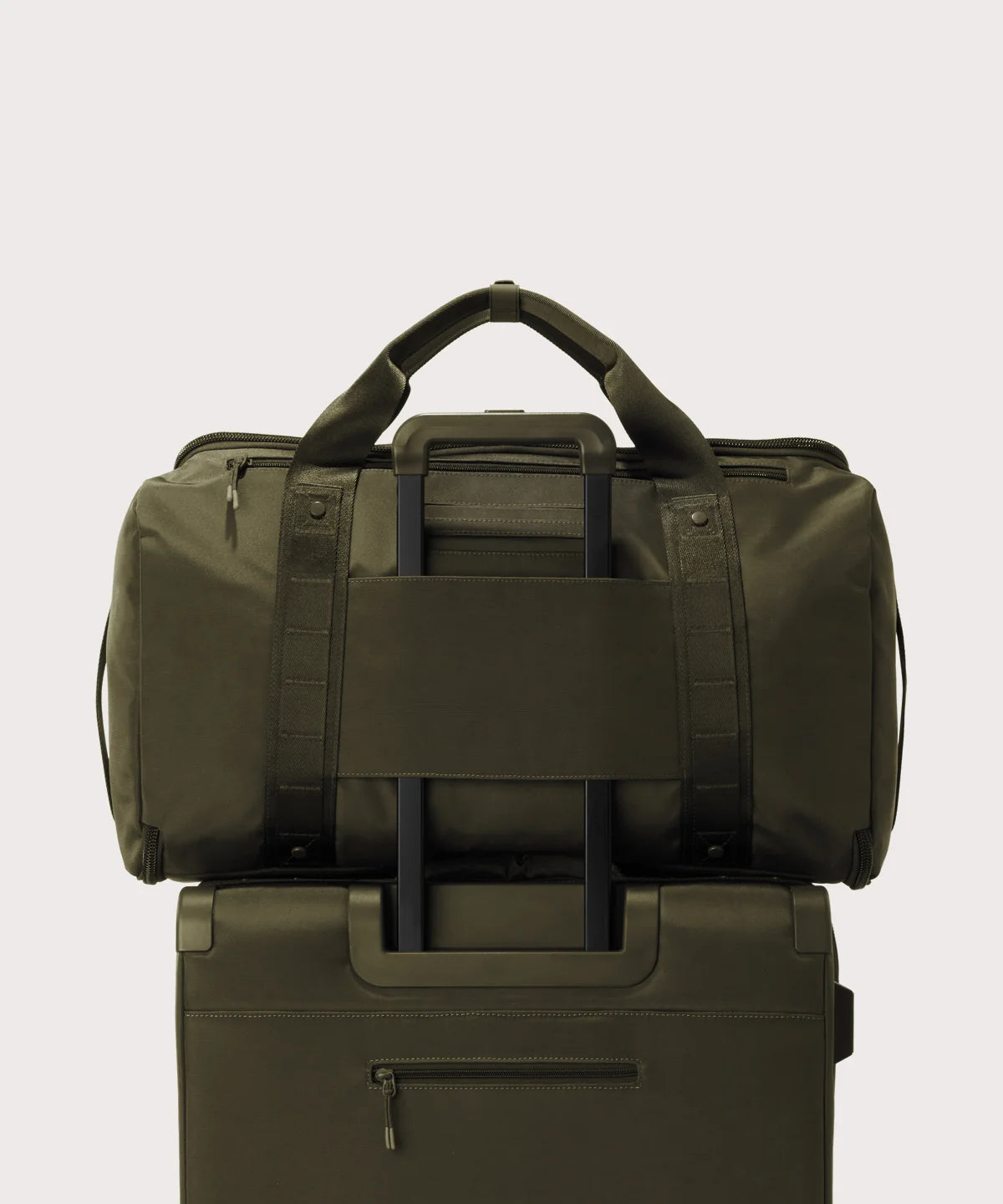 Monaco Garment Duffle in Dark Moss