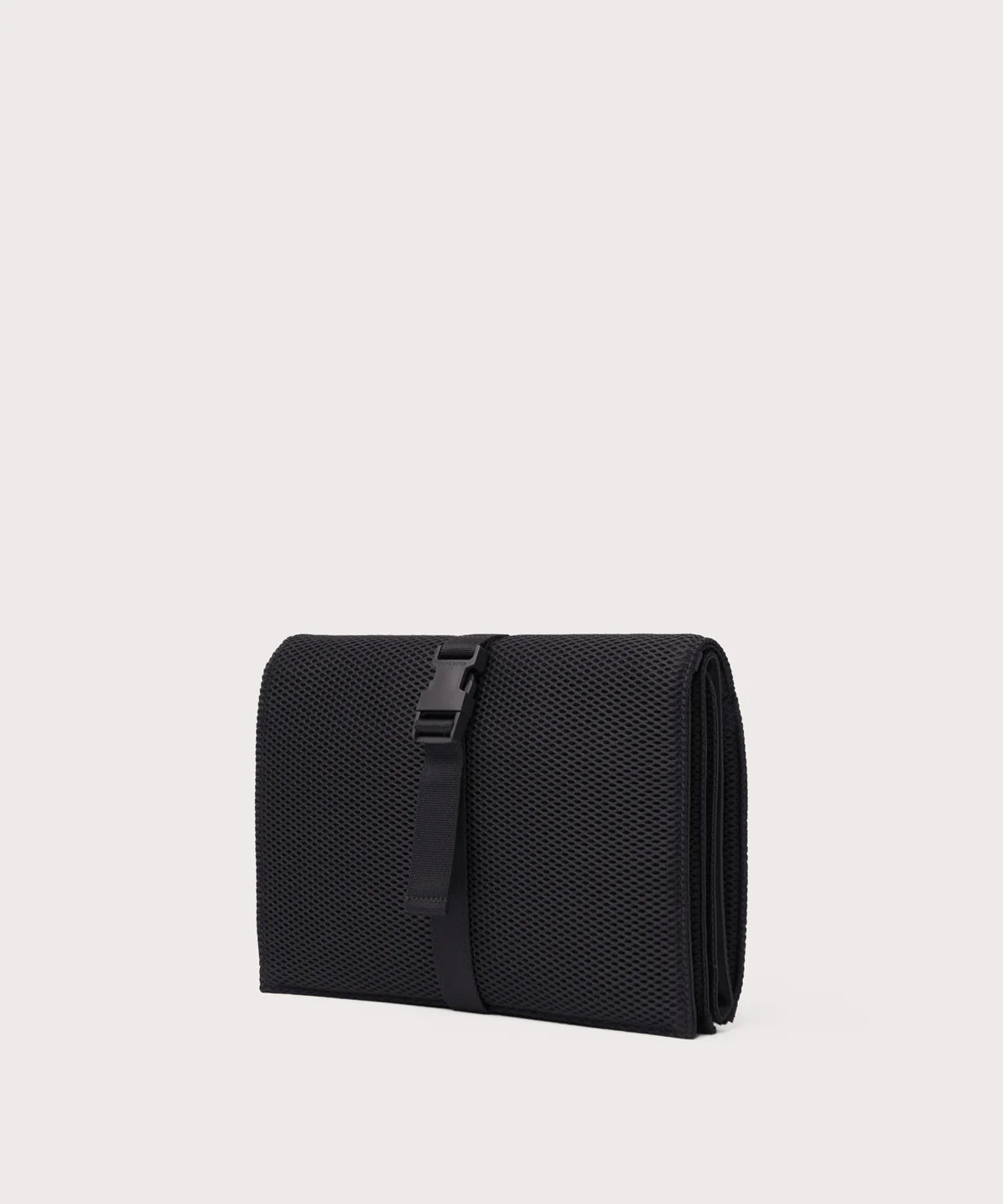 Joey Changing Kit in Onyx