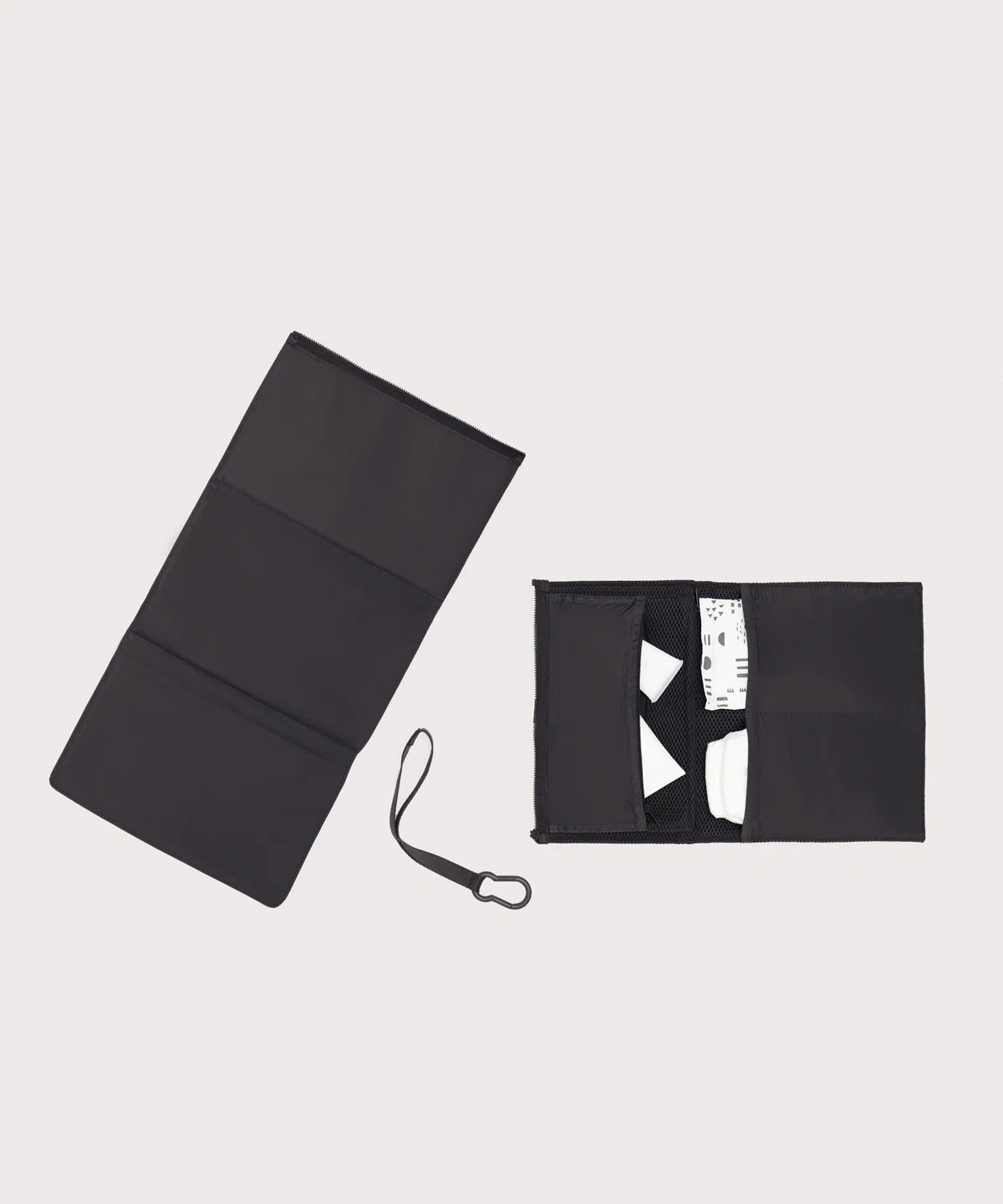 Joey Changing Kit in Onyx